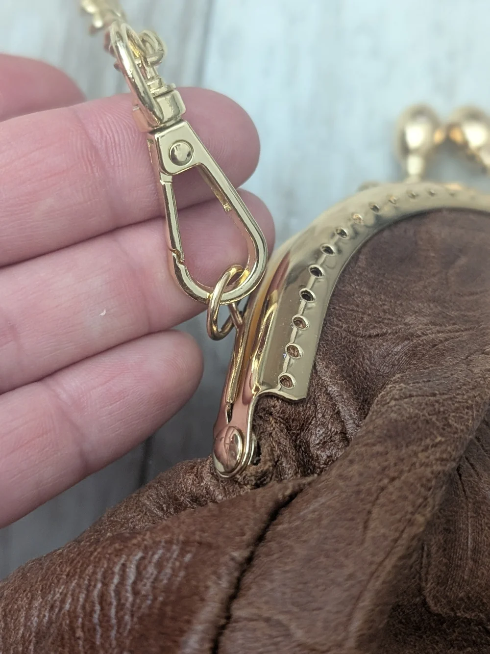 Isadora Made in Italy Brown Genuine Leather Crossbody Bag with Gold Chain